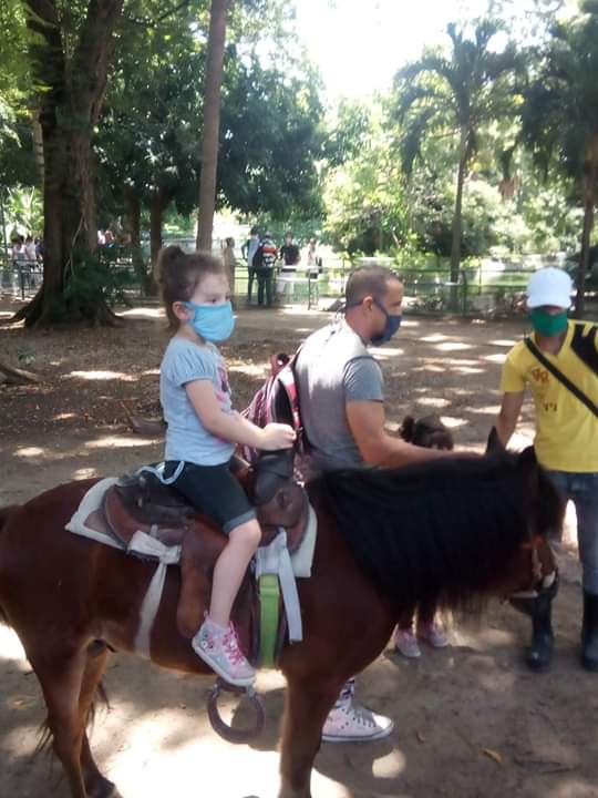 Área de ponies para los niños. Área de ponies para los niños.