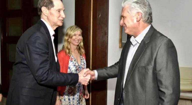 Presidente de Cuba se reúne con senador estadounidense