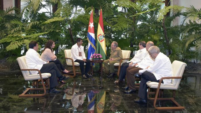 Raúl Castro recibe al Canciller de Bolivia