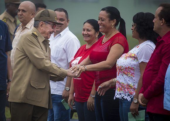 General de Ejército Raúl Castro Ruz, preside el acto provincial en el municipio de Segundo Frente