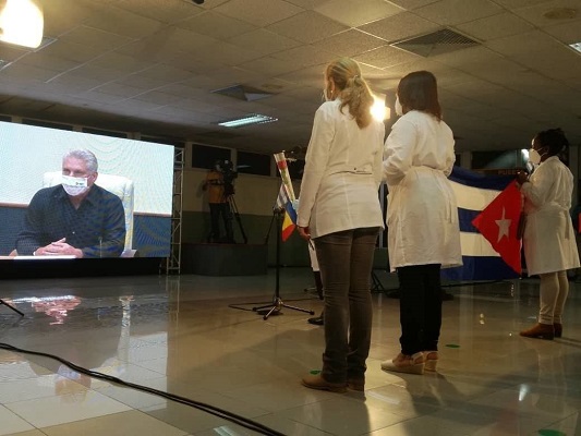 Recibimiento a los médicos cubanos que combatieron la Covid-19 en Andorra 
