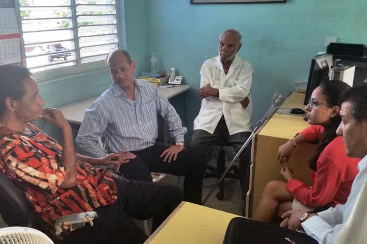 Viceministro de Relaciones Exteriores de Cuba Rogelio Sierra continúa hoy su visita de trabajo al Caribe, en Barbados