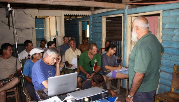 Participantes en un taller sobre cocodrilos. Participantes en un taller sobre cocodrilos.