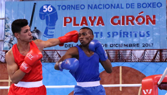 Primeros combates del Torneo Nacional de Boxeo. Foto: Mónica Ramírez/JIT