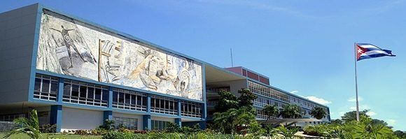 Univeridad de Oriente en Santiago de Cuba.