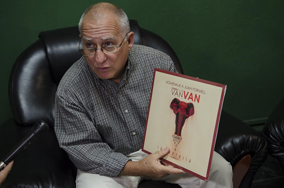 El catálogo de la EGREM, que incluye 70 mil obras, se comercializará a través de una de las transnacionales más importantes de la música, Sony Music. El catálogo de la EGREM, que incluye 70 mil obras, se comercializará a través de una de las transnacionales más importantes de la música, Sony Music.