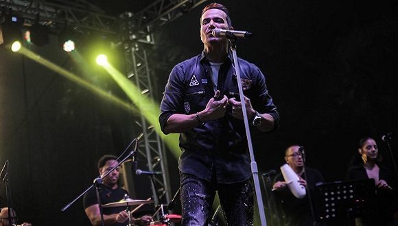 Víctor Manuelle cerrará próximo Festival de la Salsa en Cuba