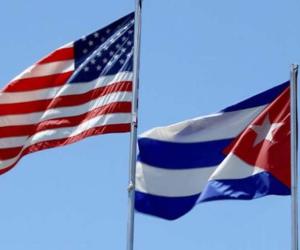 Banderas de Cuba y EEUU