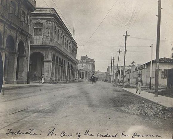 Zulueta se desarrolló y pobló con los años, se le llamó así en 1874. Foto: gprunamilanes/Pinterest.