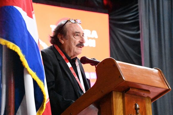 ramonet Encuentro Internacional de Publicaciones Teoricas de Partidos y Movimientos de Izquierda 580x387