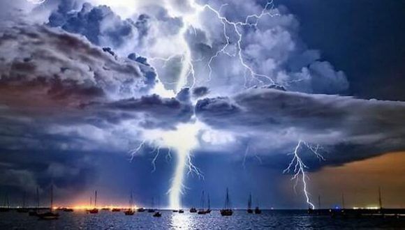 rayos y truenos 580x330