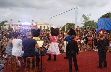 La Colmenita regala arte y ternura en Santiago de Cuba
