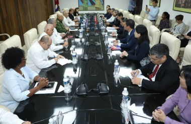 Intercambio con delegación vietnamita