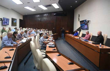 Díaz-Canel supervisa recuperación post-huracán
