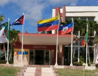Normalizado vuelos de retorno para médicos cubanos