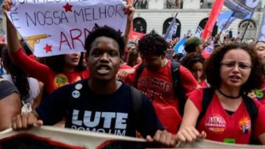 Intensa y urgente la campaña del progresismo en Brasil