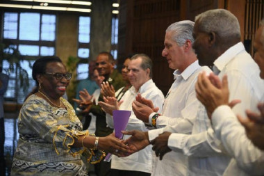 Díaz-Canel encabeza acto Día de África